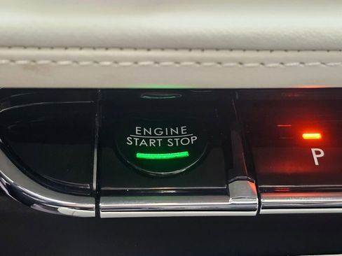 Used 2022 Lincoln Nautilus Black Label w/ Class II Trailer Tow Package image 33