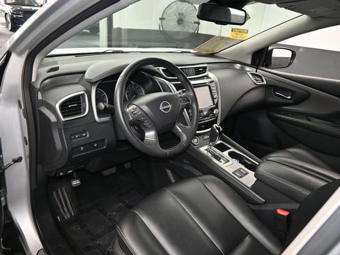 Used 2023 Nissan Murano SV image 10
