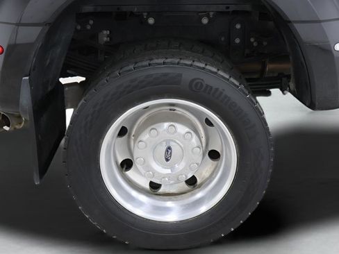 Used 2024 Ford F450 Limited w/ FX4 Off-Road Package image 21