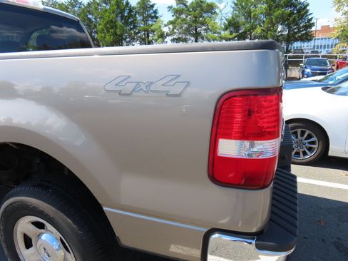 Used 2005 Ford F150 4x4 Regular Cab image 10