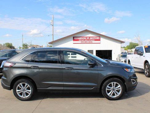 Used 2017 Ford Edge Titanium w/ Technology Package AWD/4WD image 1