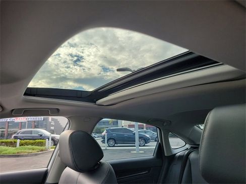 Certified 2024 Honda Civic Touring image 33