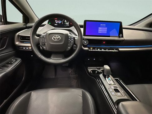 Used 2024 Toyota Prius XLE image 14