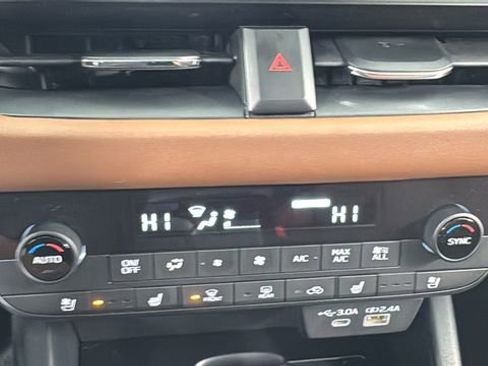 New 2026 Subaru Outback Touring XT image 27