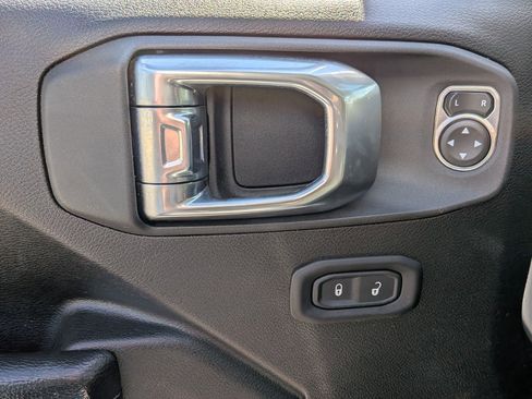 Certified 2022 Jeep Gladiator Mojave w/ LED Lighting Group image 12