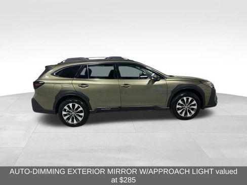 Used 2023 Subaru Outback Touring XT AWD/4WD image 4