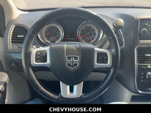 Used 2012 Dodge Grand Caravan SE FWD image 10