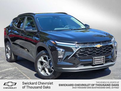 New 2025 Chevrolet Trax LT w/ Driver Confidence Package
