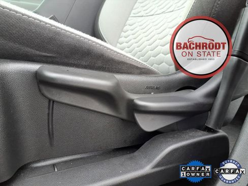 Used 2020 Chevrolet Equinox LS image 24