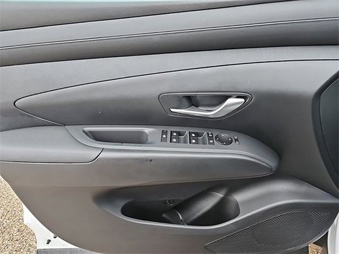 Used 2025 Hyundai Tucson SEL image 11