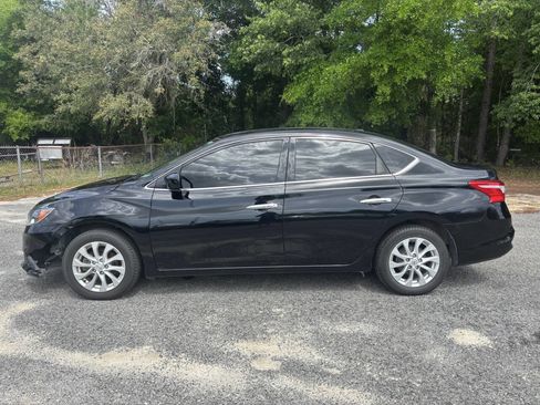 Used 2017 Nissan Sentra SV w/ Style Package image 3