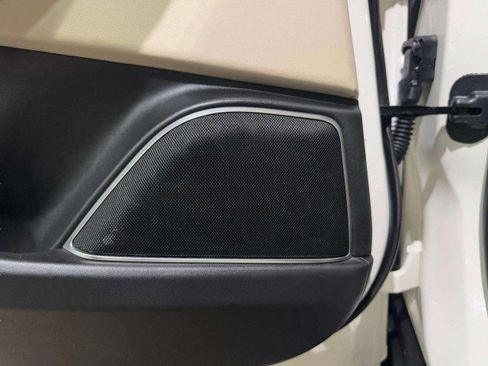 Used 2017 Maserati Levante S image 47