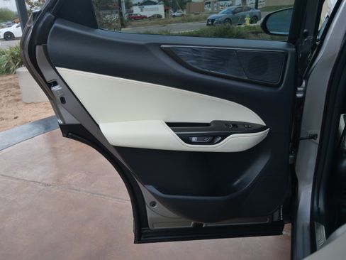 Used 2024 Lexus NX 350 NX 350 Premium image 9