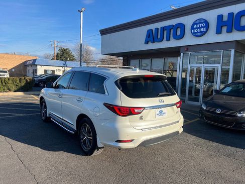 Used 2017 INFINITI QX60 AWD w/ Premium Plus Package image 11