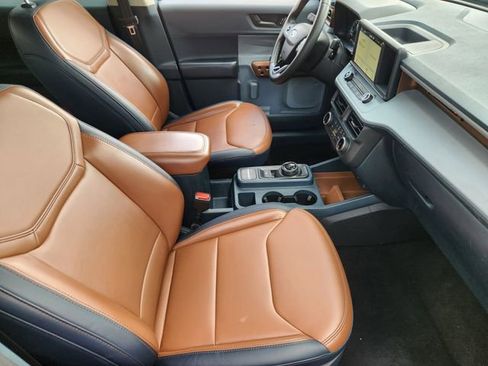 Used 2023 Ford Maverick Lariat w/ Equipment Group 500A Standard image 11