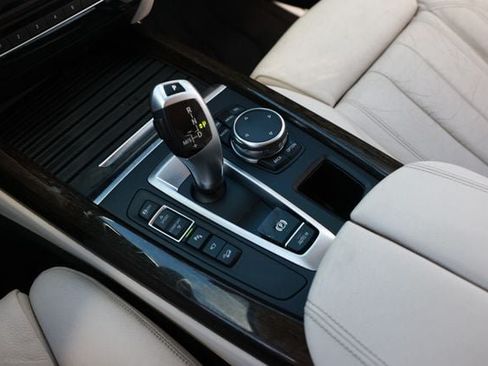 Used 2015 BMW X5 xDrive35d AWD/4WD image 45
