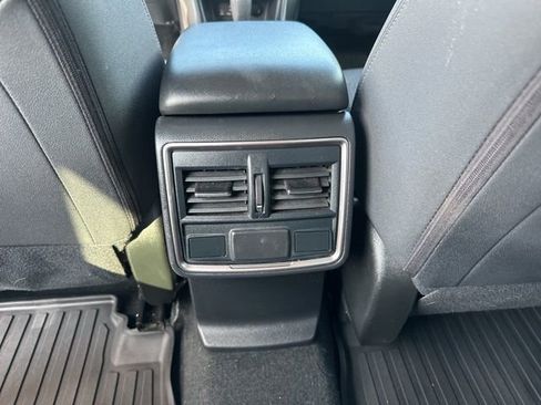 Used 2021 Subaru Forester Premium image 16