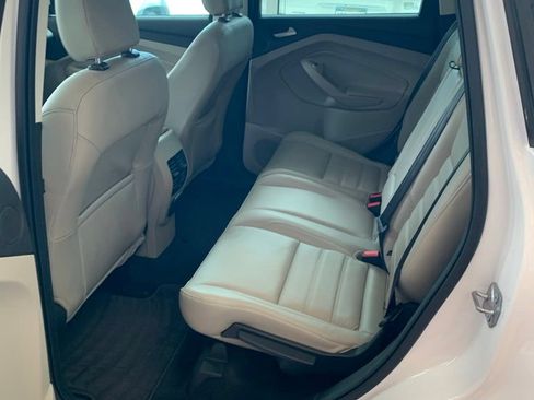 Used 2019 Ford Escape Titanium AWD/4WD image 6