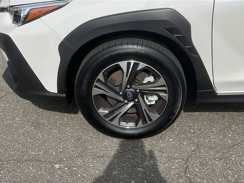 Certified 2024 Subaru Crosstrek 2.0i Premium image 12