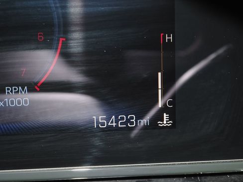 Certified 2025 Chevrolet Trax RS w/ Sunroof Package image 20