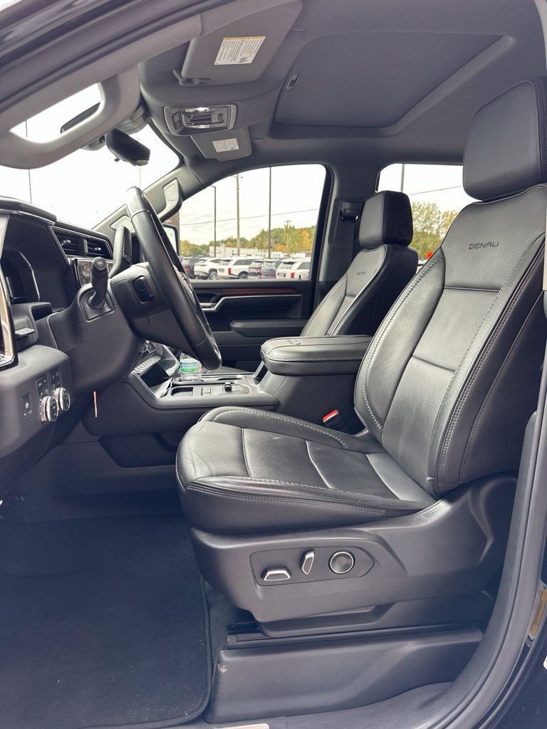 Used 2025 GMC Sierra 2500 Denali AWD/4WD image 7