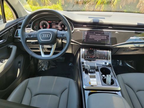 Used 2026 Audi Q7 3.0T Premium Plus w/ Premium Plus Package AWD/4WD image 13