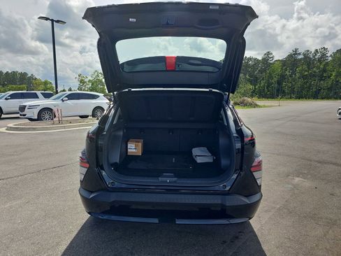Used 2024 Hyundai Kona SE FWD image 14