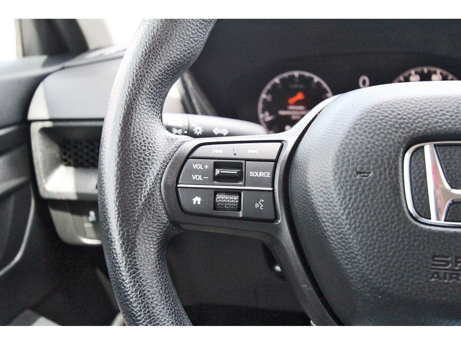 Used 2024 Honda CR-V EX image 23