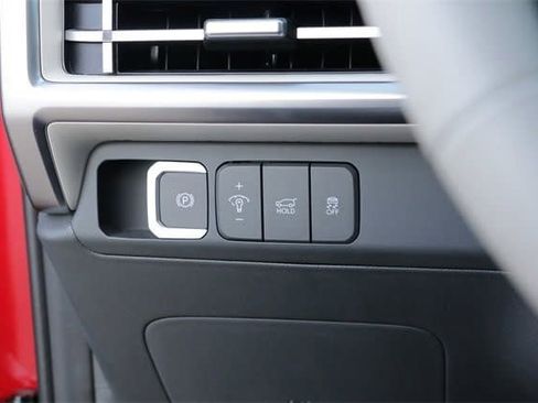 Certified 2025 Hyundai Santa Fe SEL image 20