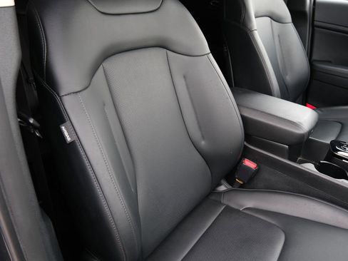 Used 2024 Kia Sportage EX FWD image 30