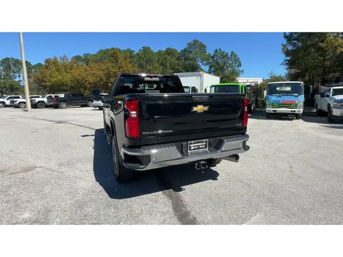 Used 2024 Chevrolet Silverado 2500 LTZ w/ LTZ Convenience Package image 2