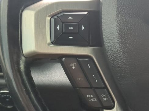 Certified 2022 Ford F250 Platinum AWD/4WD image 24