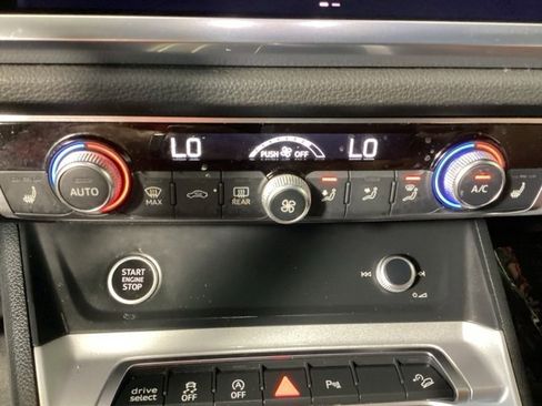 Certified 2022 Audi Q3 2.0T Premium Plus w/ Premium Plus Package image 23