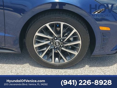 Used 2020 Hyundai Sonata Limited FWD image 11