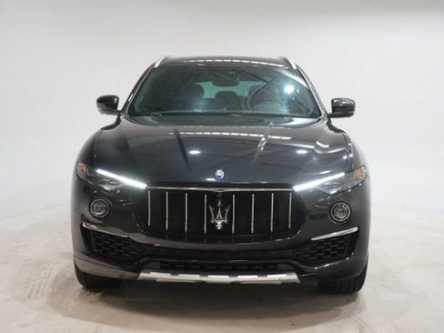 Used 2019 Maserati Levante S GranLusso image 2
