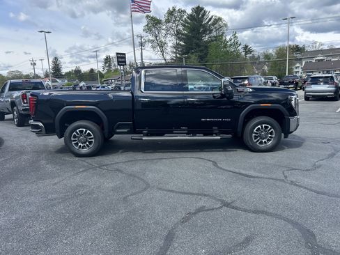 New 2026 GMC Sierra 2500 SLT w/ SLT Premium Package AWD/4WD image 13