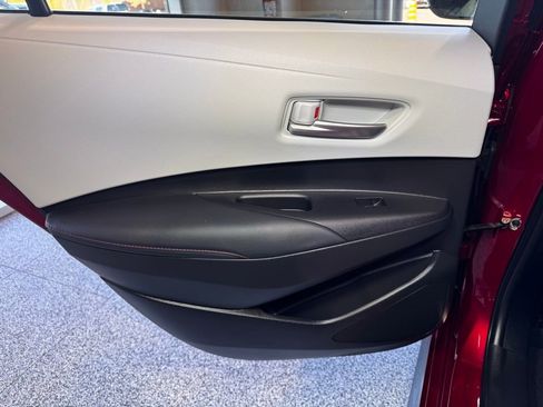 Certified 2023 Toyota Corolla SE image 39