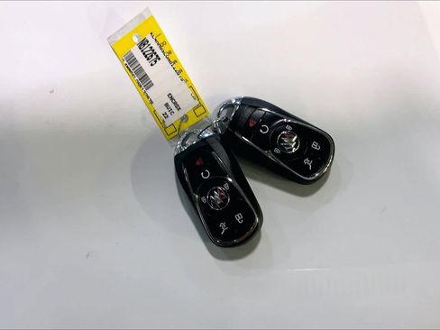 Used 2022 Buick Encore GX Essence w/ Experience Buick Package image 14