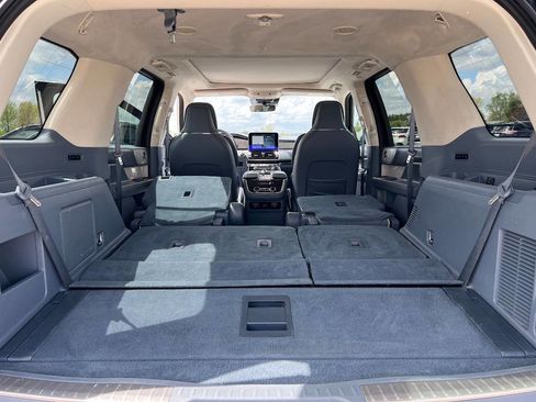 Used 2020 Lincoln Navigator Black Label w/ Cargo Convenience Package image 30