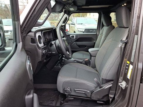 New 2026 Jeep Wrangler Unlimited Sport AWD/4WD image 10
