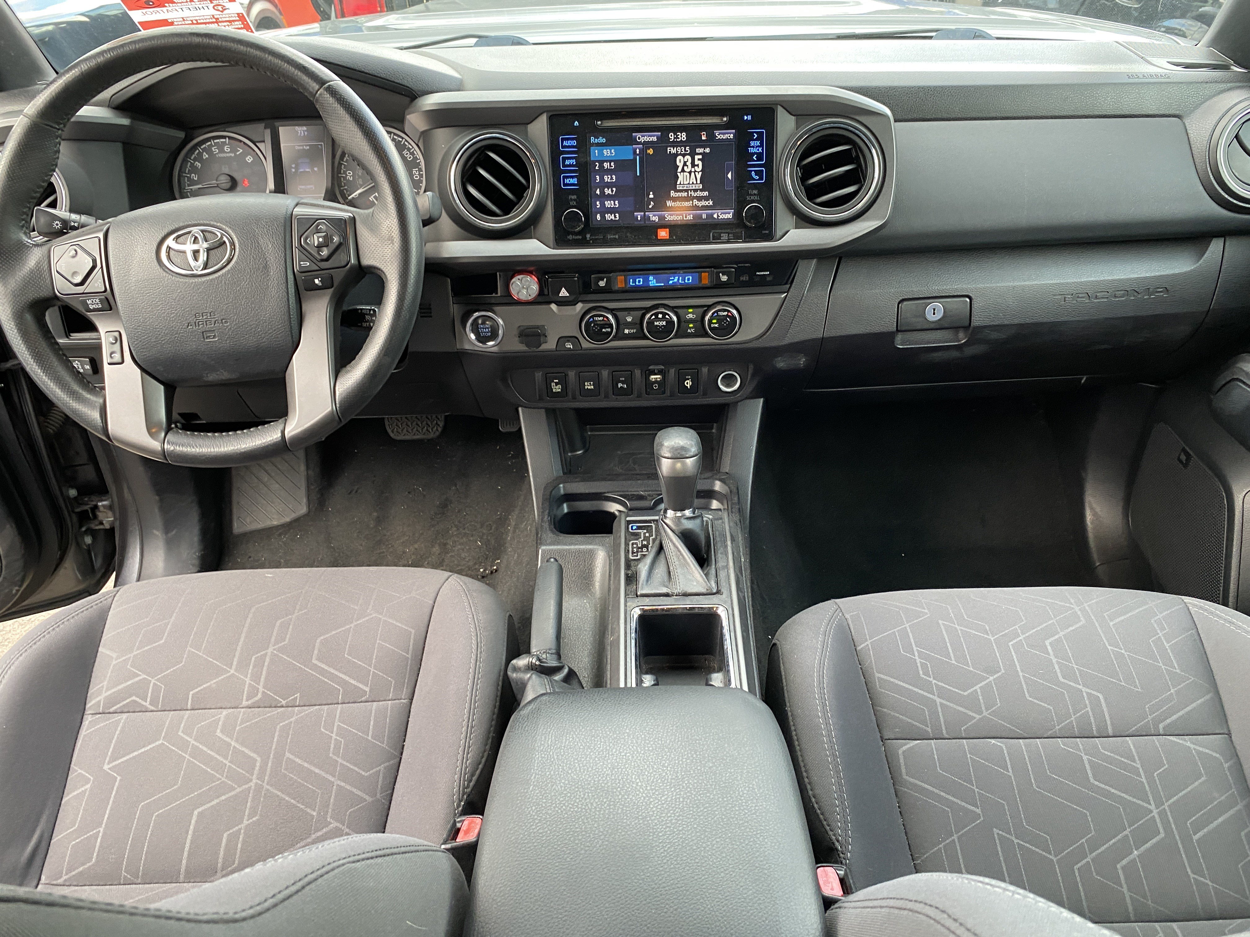 Used 2017 Toyota Tacoma TRD Sport RWD image 17