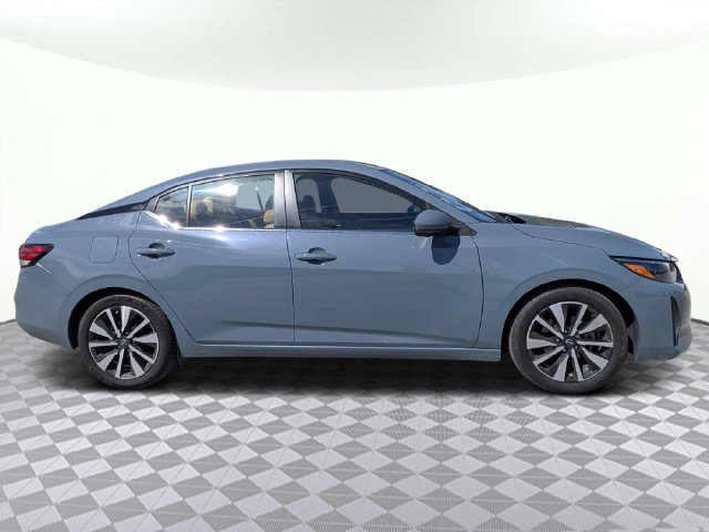 Used 2025 Nissan Sentra SV w/ SV Premium Package FWD image 3
