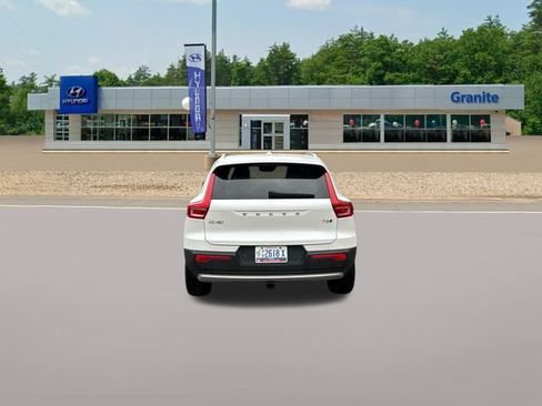 Used 2021 Volvo XC40 T5 Inscription w/ Protection Package Premier AWD/4WD image 6