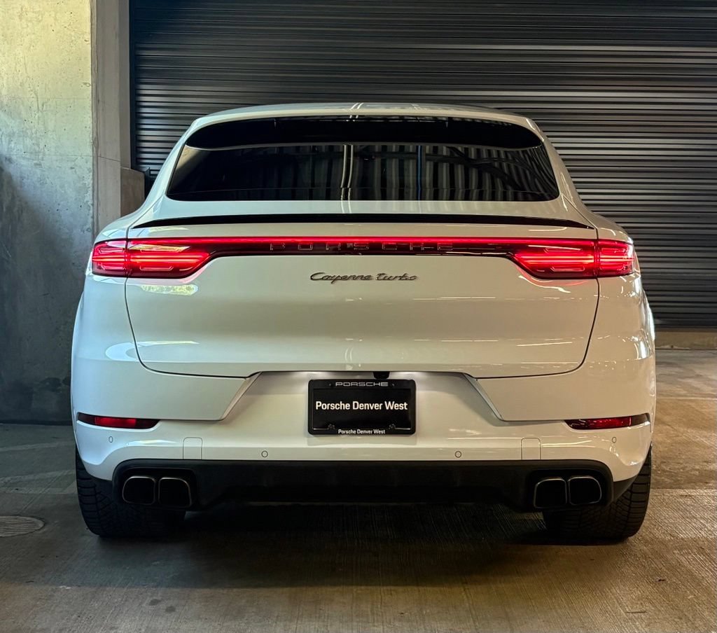 Used 2022 Porsche Cayenne Turbo AWD/4WD image 7