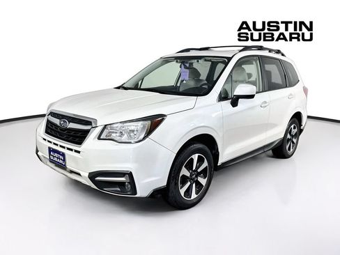 Used 2018 Subaru Forester 2.5i Premium AWD/4WD image 3
