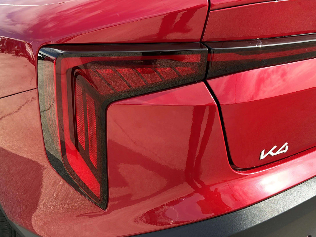 Certified 2025 Kia K4 FWD image 13