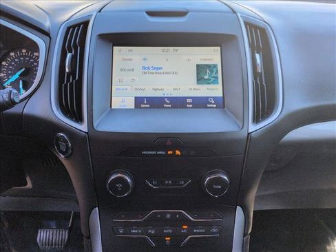 Used 2019 Ford Edge SEL image 14