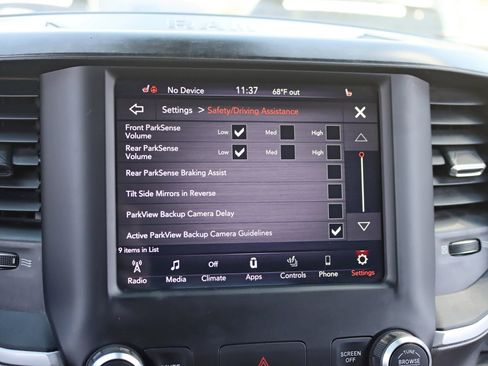 Used 2020 RAM 1500 Big Horn AWD/4WD image 25