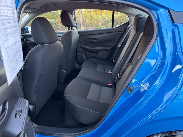 Used 2025 Nissan Sentra SV FWD image 14