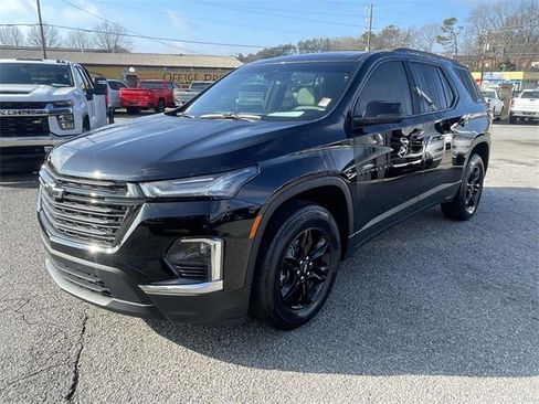 Used 2022 Chevrolet Traverse LS w/ Midnight/Sport Edition image 9